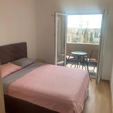 Lägenhet 45m2 *